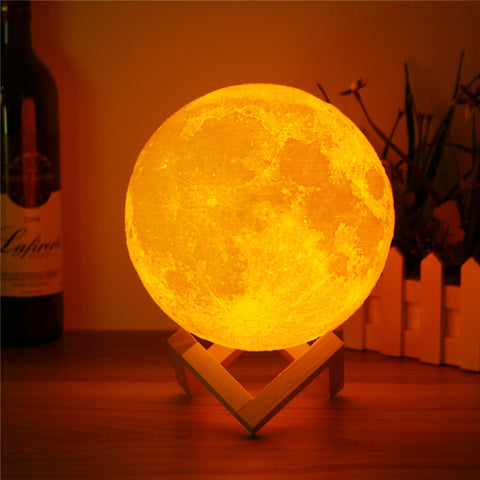 Lampe LED Lune sur son socle en bois  USB Rechargeable Changement de Couleur  10/15/20 cm