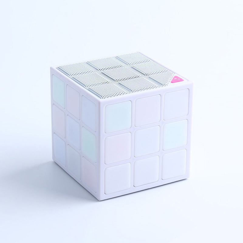 Enceinte rubik's cube sans fil portable bluetooth LED avec Carte mémoire